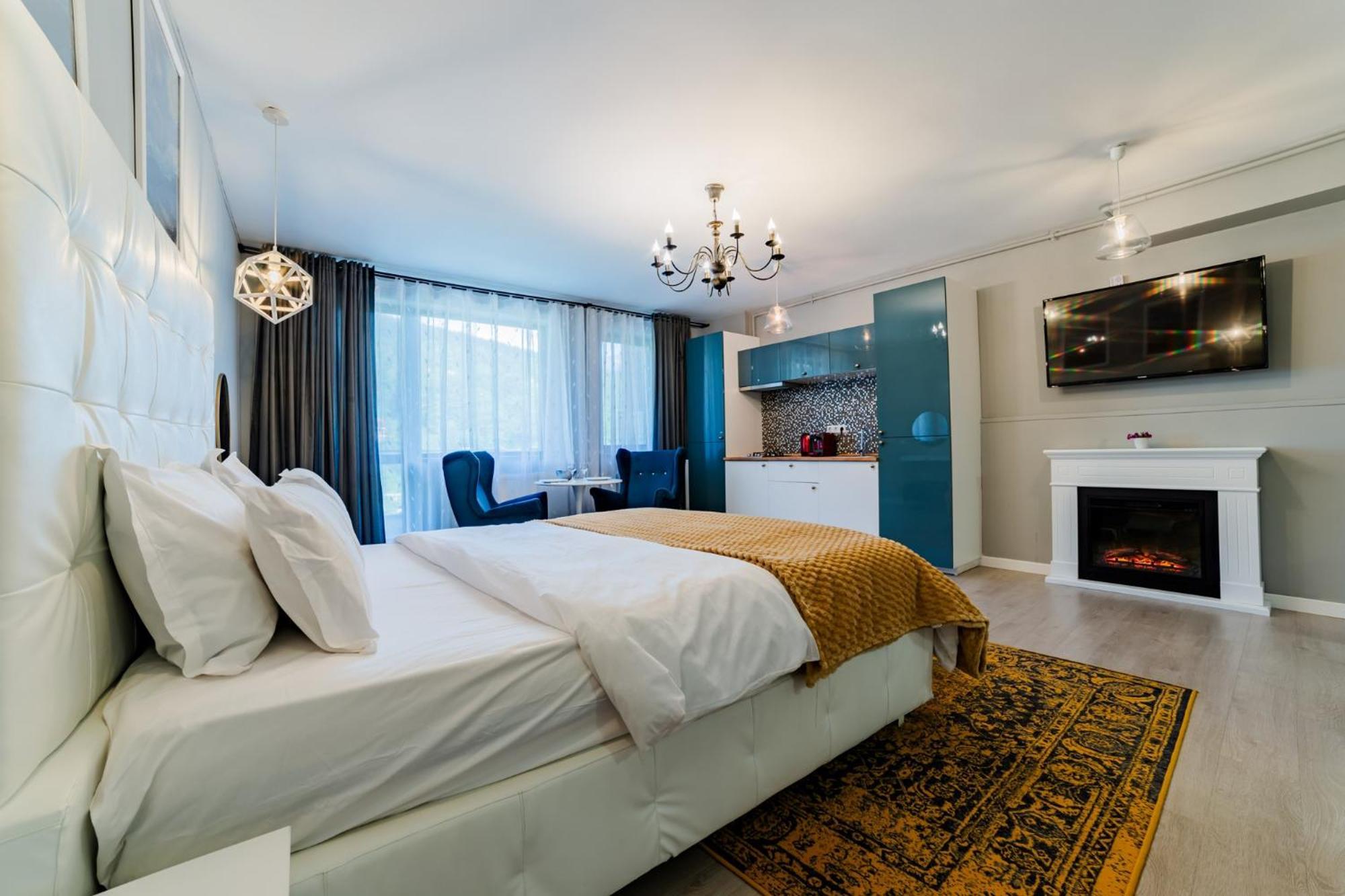 Romantic Jacuzzi Luxury Apartment Sinaia Kültér fotó